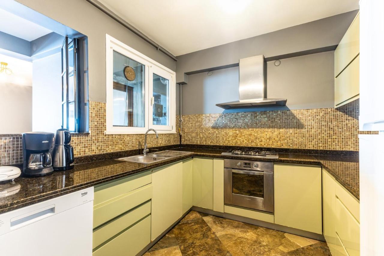 Appartamento Duplex Flat W Panoramic Bosphorus View And Terrace Provincia di Provincia di Istanbul Esterno foto